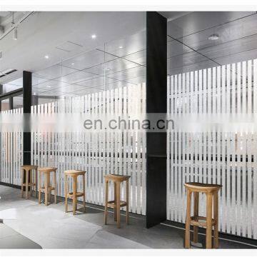 China Wholesaler Silkscreen Printing Tempered Glass Subway Partition Door