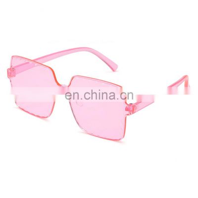 2019 Made in China, Fashion Boys Girls lightweight Funny Wholesale pink square Sunglasses uv400 big glasses frame Kids/