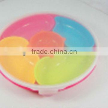 Round divided plastic candy jar with large size for promotion