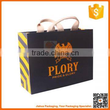 2015 Wholesale China popular customized paper gift bag