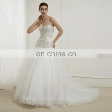 FO9047390 Sweetheart Heavy beaded top Lace appliqued long tail tulle Chic Bridal wedding dress
