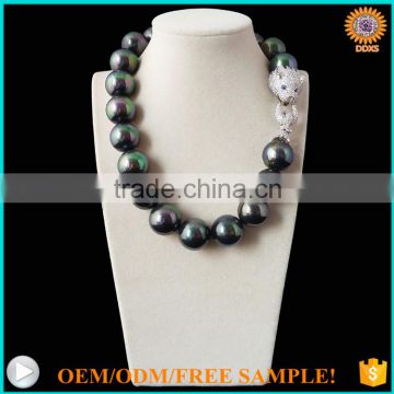 2016 fashion necklace with black pearl