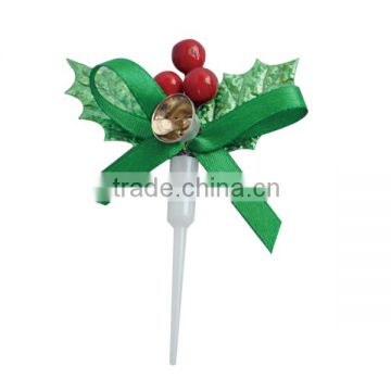 Customised green leaf shape cake accessory