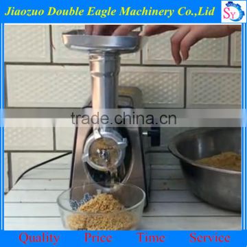 Hot sell professional small animal feed pellet making machine/home Pet fish feed extruding machine manufacturer
