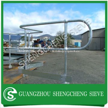Austrial safety fencing barriers airports used handrail stanchion construction