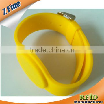 New Arrival Cheap Plain Adjustable Silicone RFID Wristaband Cheap Price