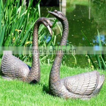 Bronze grass lawn decor ducks sculpture