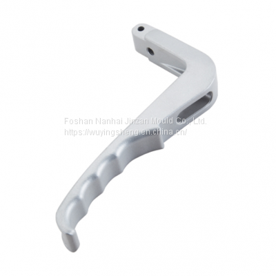 Die casting processing of motorcycle aluminum alloy handle