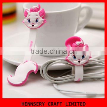 customized shape and logo soft pvc rubber earbud leather cable winder