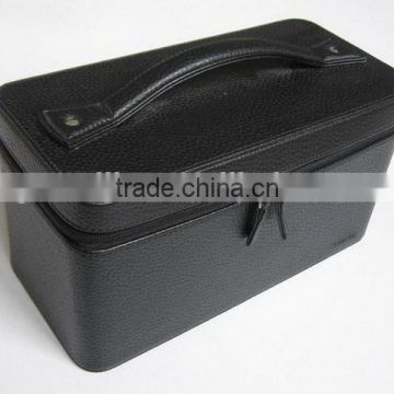 Good quality newest rolling makeup train case