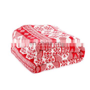 Christmas Snowflakes Pattern Red Background Soft Lightweight Coral Fleece 200GSM Blanket Throw 50" x 60"