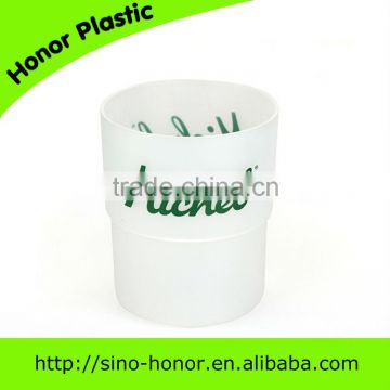 transparent plastic footed cup