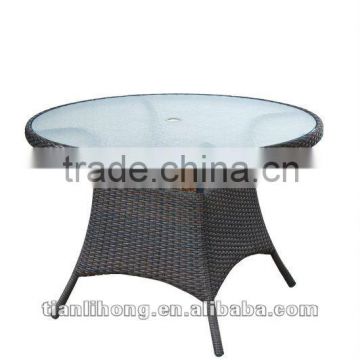 Cheap glass top rattan/wicker dining table