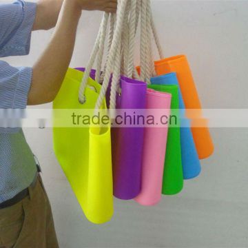 2013 HOT fashionable design silicone beach bag cotton rope