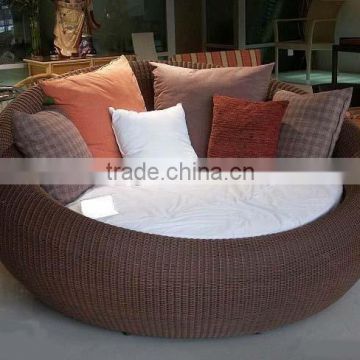 dark brown round rattan sun beds -morden rattan circle sofa