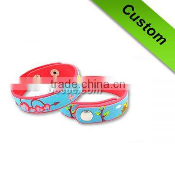 Plastic event wristbands custom free sample