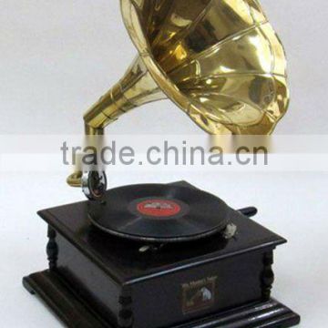 Wholesale Supplier of antique gramophone