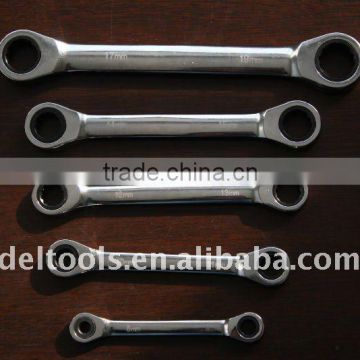 Double ring ratchet wrench