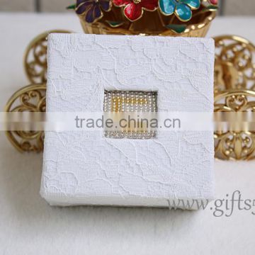 2016 New design wedding ring boxes ring jewelry box with beaded name plate of S