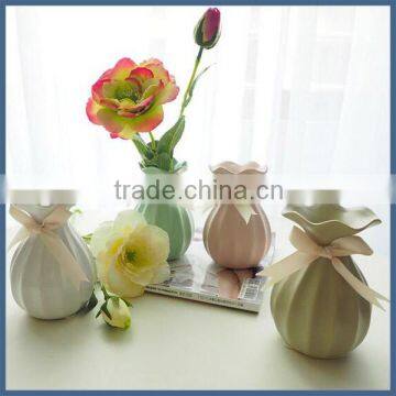 Elegant home decoration solid color small flower vase