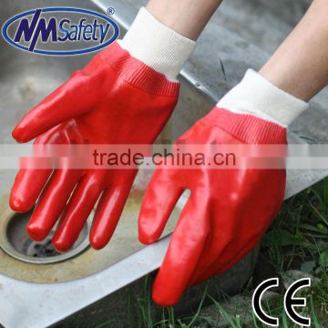 NMSAFETY Red oil proof pvc work glove with knit wrist