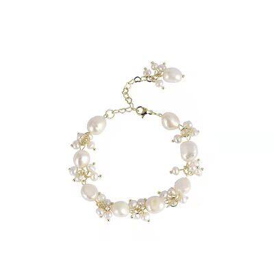 The baroque abnormity freshwater pearl bracelet