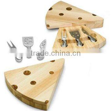 Canada maple cheese cutter