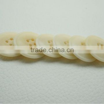 Top Class 4 Holes Natural Ivory White Buttons