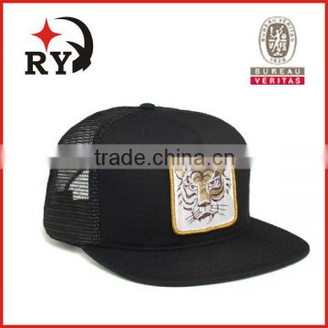 100 polyester trucker cap with badge
