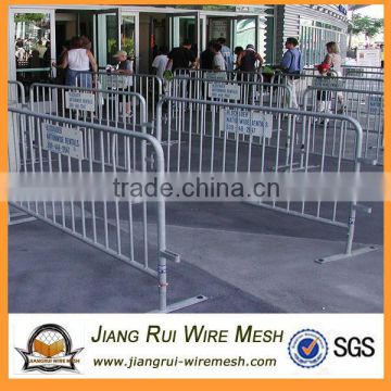 2016 hot sale galvanized crowd control barrier