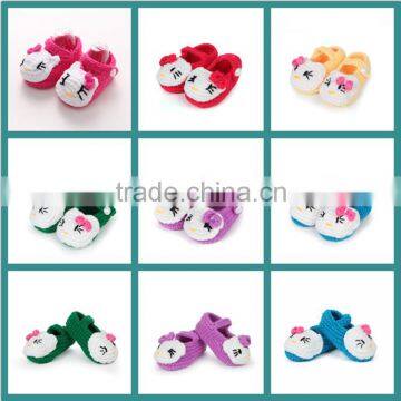 2015 new product high quality hand made soft baby girl shoes with pretty flower