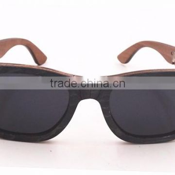 Foldable wood sunglasses