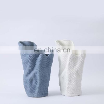 2021 Modern Unique Porcelain Handbag Designed Ceramic Decorative Vase Large for Home Decor