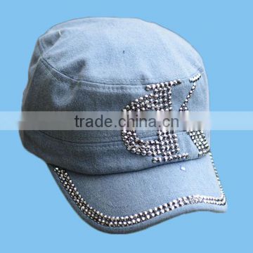 2016 Lady's worn out washed denim baseball cap with 3D embroidery