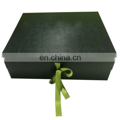 Luxury custom logo cardboard paper wedding gift box packaging with ribbon Closure Magnet boxes for clothing