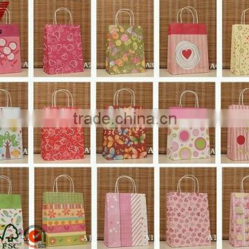 Wholesale popular Eco-friendly kraft paper bag for gift with various designs and color