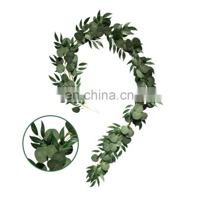 Wholesale Decoration Hanging Garland Wreath Artificial Eucalyptus Leaves For Garden Decor