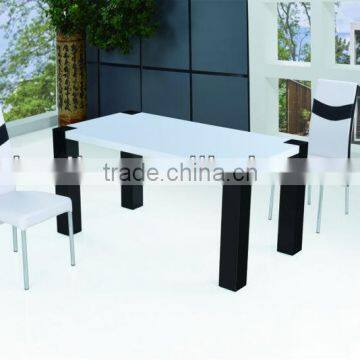 2013 Rella High gloss MDF dining table