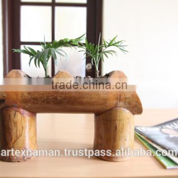 Bamboo selfwatering table planter