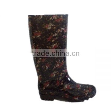 flower print fashion PVC rain boots,antiskid fishing boots supplier,wholesale waterproof working boots