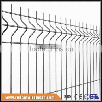 Hot dipped galvanized and pvc coated security curved 3d welded mesh panel fence