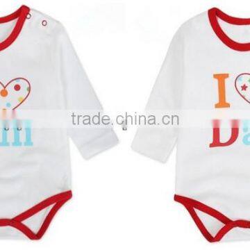 baby clothes;