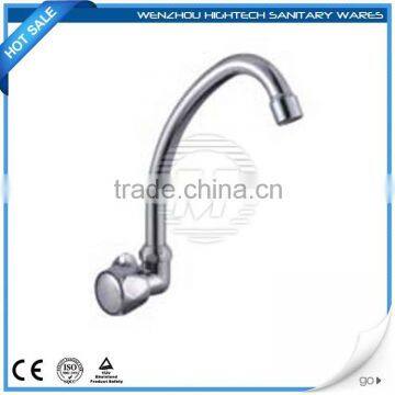 2014 New Design Cold Hot Water Kitchen Mixer