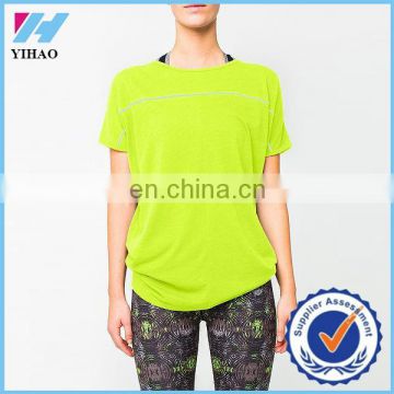 Yihao Trade Assurance Ladies Custom Iridescent Sports Gym Wear Relaxed T shirt 2015