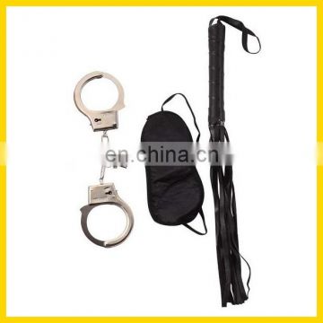 Funny Handcuff + Whip + Eyemask, in printed box
