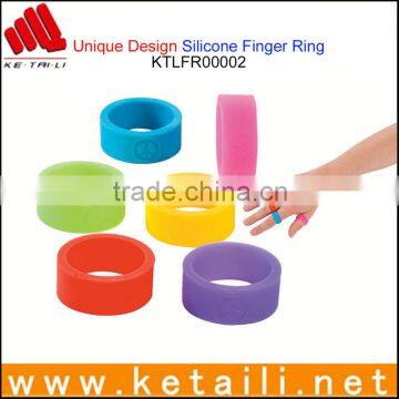 New Design Fashion OEM Personalized Silicone Finger Ring Custom Made in China