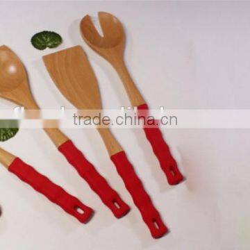 China Manufacturer unique Wood kitchen utensil set with silicone handle/tools for wood