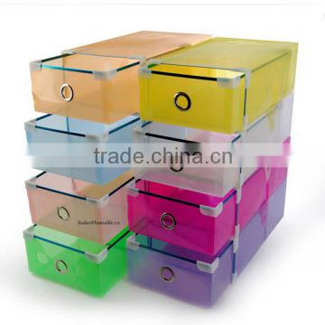 Custom plastic crate with clear top