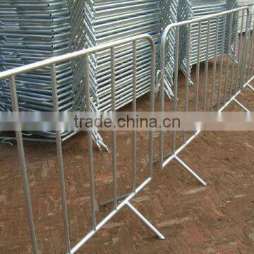 Hot-dipped galvanized claw feet temporary fence