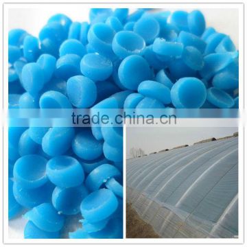 Agricultural plastic tunnel film ageing resistance masterbatch and fog killer masterbatch